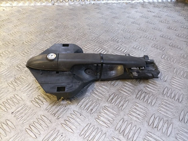 Mercedes Sprinter 2009-2023 Maniglia Porta Esterna Anteriore Lato Guidatore A9067601034