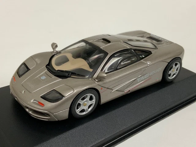 Miniature Minichamps 1/12 – McLaren F1 Roadster Orange (réf 530 133131)