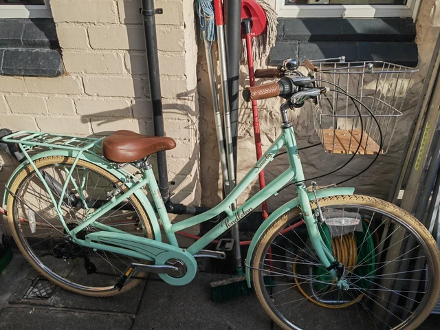 Pendleton somerby sales hybrid bike mint