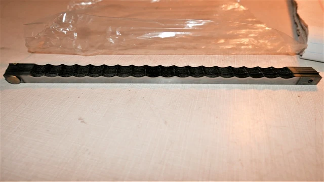 Lot of 32 New Commercial Bread Slicer Blades ~ Possibly for Older Oliver Models