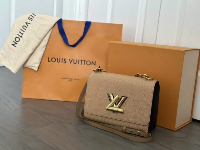 Louis Vuitton Twist Handbag 385953