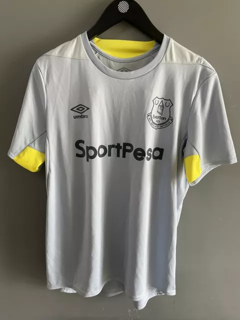 Everton 2017/2018 Training Football Shirt Jersey Umbro Adult Size Medium M
