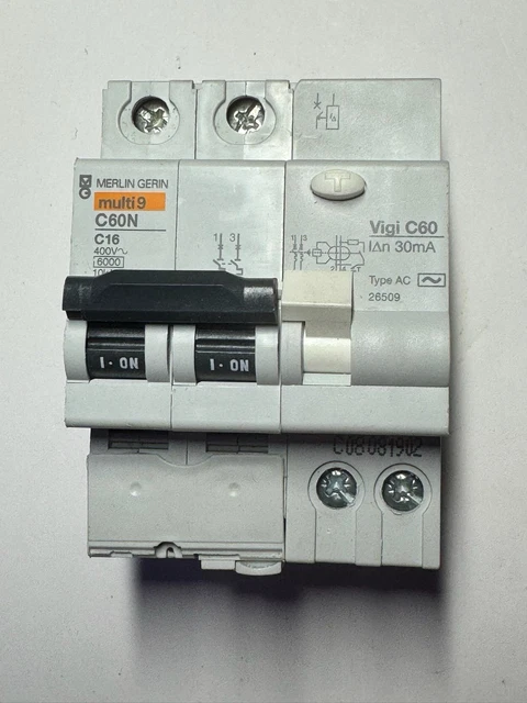 Disjoncteur 4X16A 30mA courbe C - Icc 6kA (EN60898