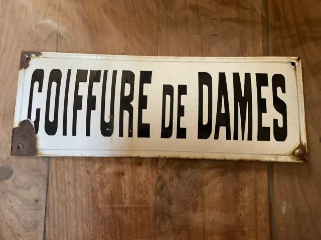 Ancienne Plaque Émaillée Coiffure De Dames Coiffeur Femme Bombée 1930