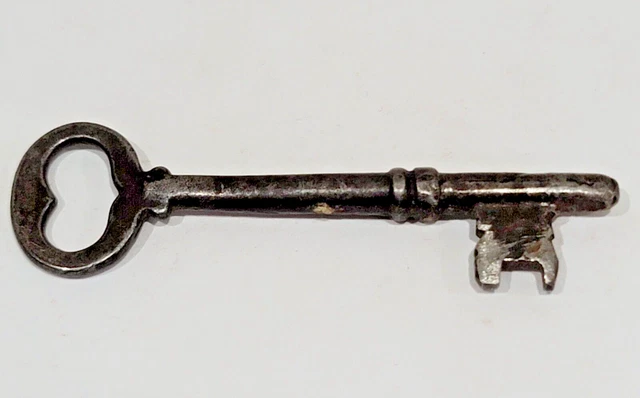 1 Antique Mortise Lock RARE 1800's HEART SHAPED STEEL Skeleton Key Scarce 2-3/4"