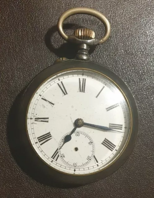 Ancienne montre gousset Breveté Déposé SGDG M. MOERI Non Magnétic Métal acier