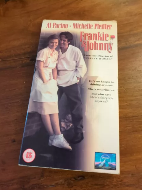 VHS video FRANKIE & JOHNNY rom com Pfeiffer & Pacino