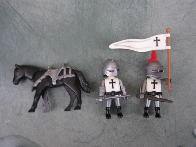 4 Chevaliers Teutoniques PLAYMOBIL Customisés - Templiers Vintage Avec Chevaux