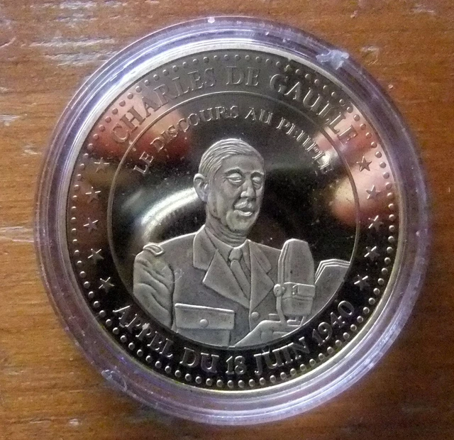 Médaille Commémorative En Bronze Charles De Gaulle "Appel Du 18 Juin 1940"
