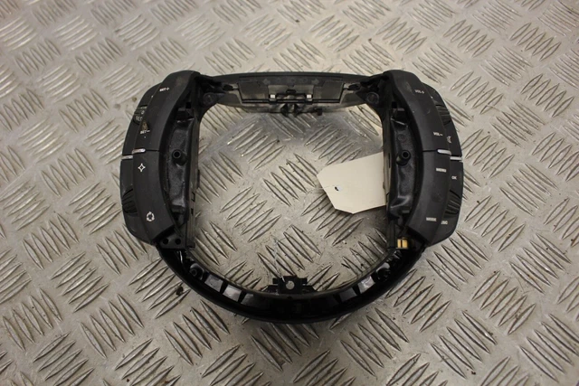 Cercle De Commande Au Volant Pour Citroën C4 Picasso - Référence 96624938XT, Occasion, Pour Radio Et Régulateur