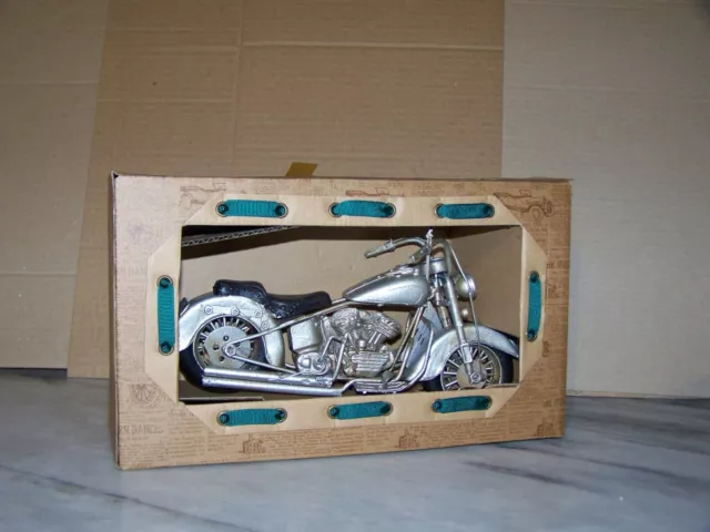 Moto de collection HARLEY DAVIDSON Grise Argent Vintage en Métal Jouet Collector