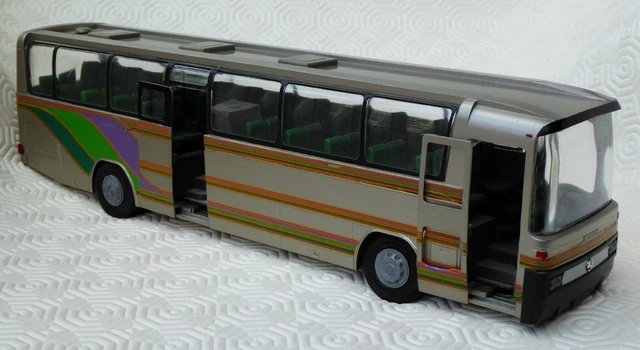 Bus Mercedes 0303 15RHS - Modèle Réduit 1/40 CONRAD - Métal - Occasion