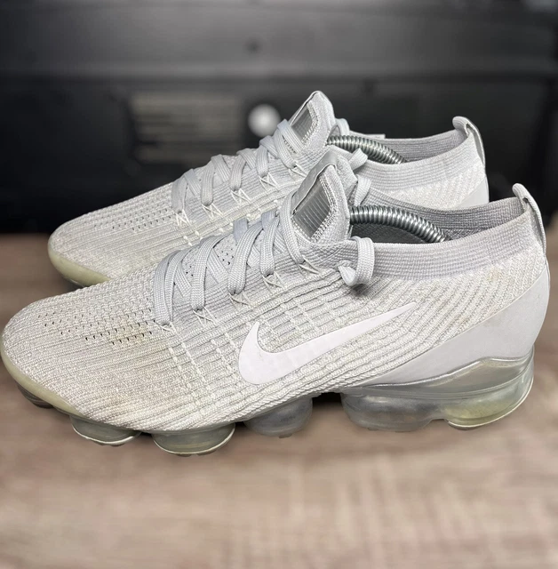 Nike Air VaporMax Flyknit Pure Platinum White Wolf Running Mens Rare AJ6900-102