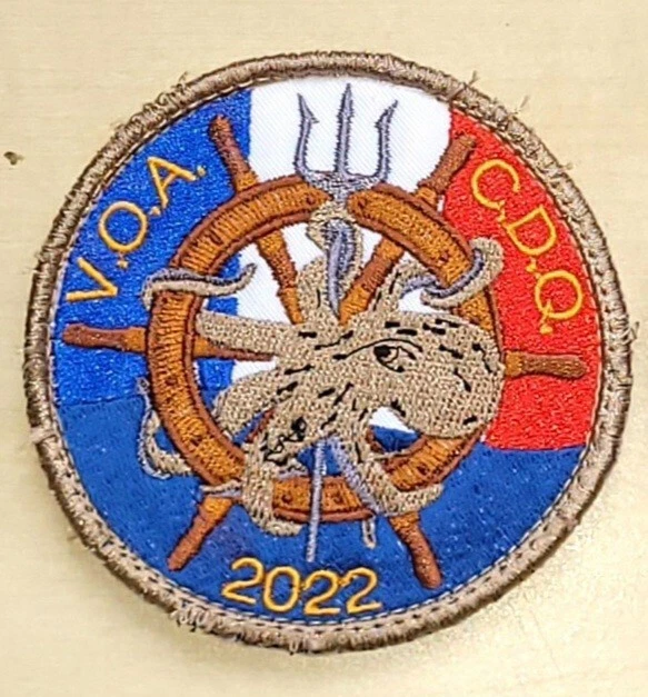 Gros Plan Des Petits Drapeaux De L'ukraine Et De L'iran. Photo Stock