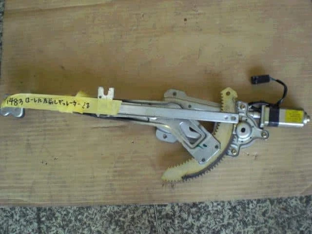 NISSAN Laurel 2000 GF-GC35 Front Left Door Regulator [Used] [PA01105511]