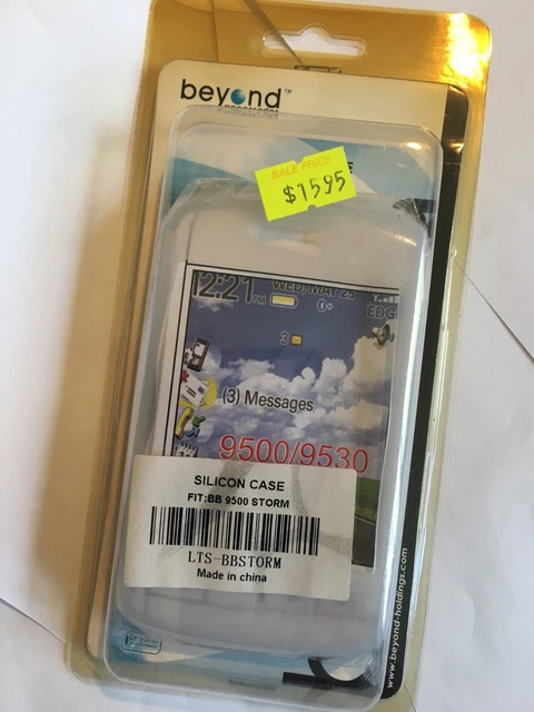 BlackBerry 9500 Storm, 9530 Storm Silicon Case White LTS-BBSTORM. Brand New pack