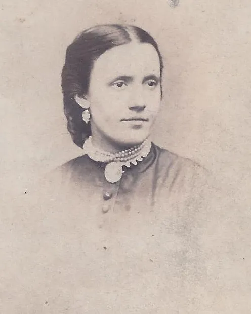 1860s CIVIL WAR ERA CDV & TAX STAMP PITTSBURGH PA WOMAN PORTRAIT
