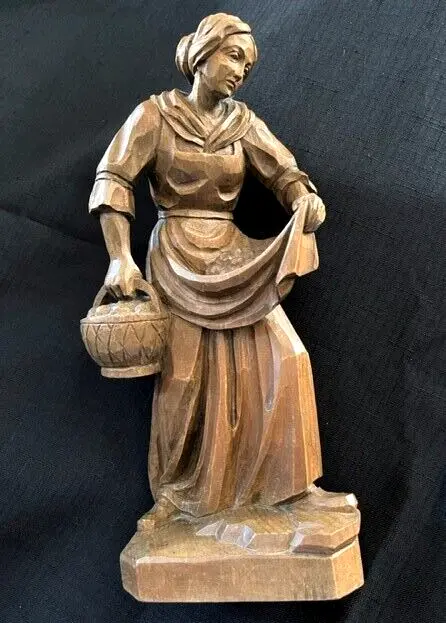 10" LINDENWOOD HAND CARVED WOMAN MUNICH GERMANY "Lady with Fruit" Purchased 1972