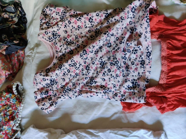Pacchetto vestiti ragazze 14 articoli 3-4 e 7-8 anni incluso abito congelato Disney 9