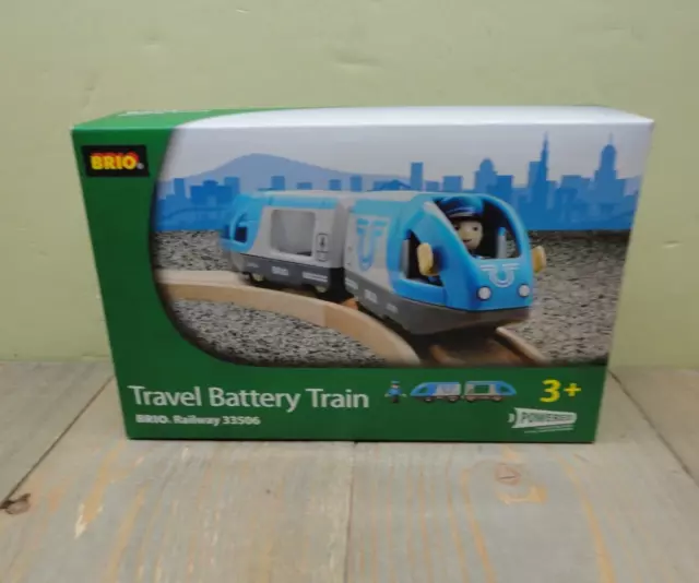 BRIO Travel Battery Train Wooden Railway Trains inc 33506 3pcs Incl Figure New