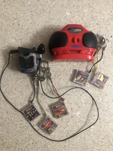 Hit Clips P!NK “Don’t Let Me Get Me” Earphone Player