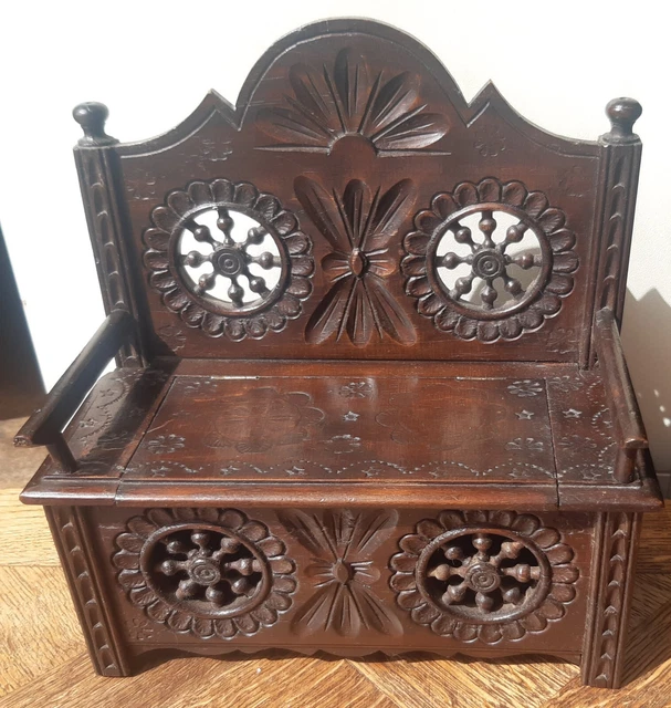 Coffre à Bijoux Ancien En Bois Style Breton - Objet De Décoration Vintage