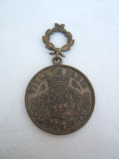 ancienne médaille en bronze concours des bébés ville de PARIS XIX 1888 2° classe