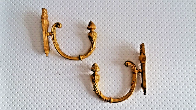 La Paire D’ Embrases à Rideaux Empire ( 2 paires Disponib