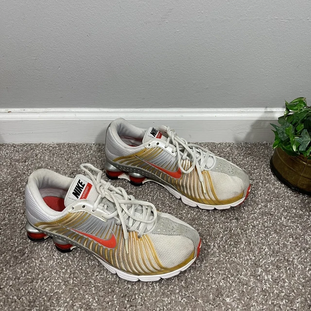 grey and orange nike shox