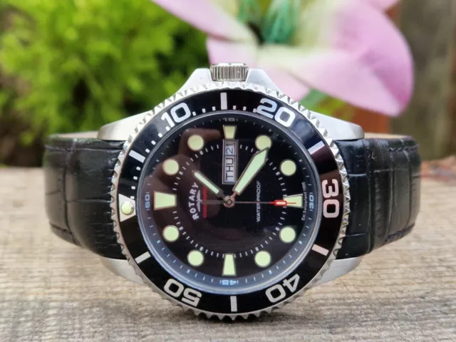 Mens rotary shop divers watch