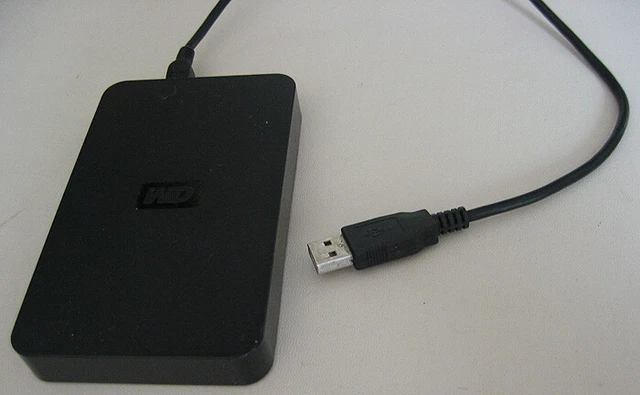 Recensione E Opinioni Su WD WDBGPU0010BBL-EESN My Passport Ultra Hard - Foto 4