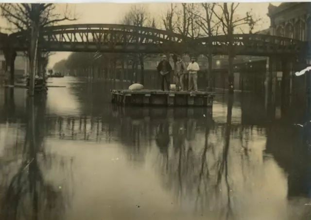 Paris, inondations de 1910 Vintage silver print Tirage argentique d&#039;époqu