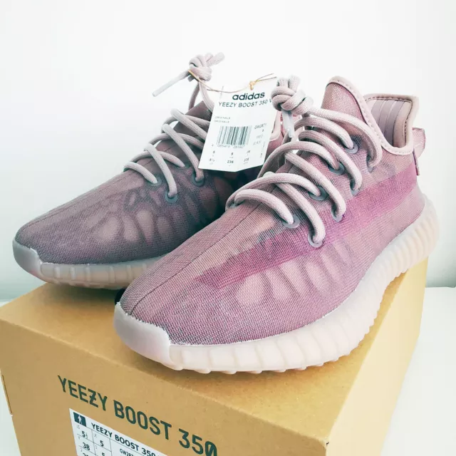 Purple yeezy on sale boost 35