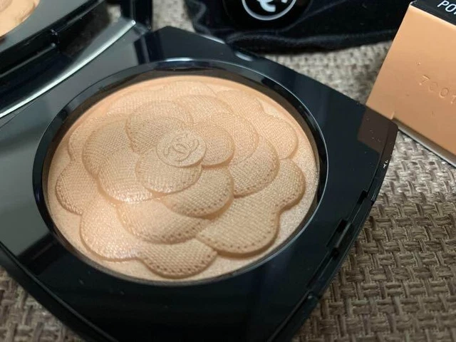 Polvo facial Chanel Reve DE Camelia EDICIÓN LIMITADA 151.857 0,35 oz 10 g con cepillo