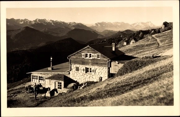 Ak Lenggries in Oberbayern, Brauneckhütte, Blick gegen Karwendel... - 3695055