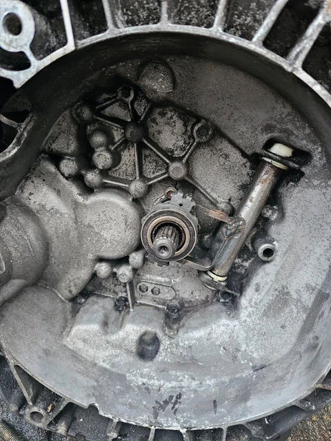 MINI COOPER / One 5 Speed Getrag Gearbox Gs5-52Bg Pro Bearing & Seal