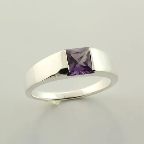CLEARANCE Sterling Alexandrite Color Lab Created Sapphire 6mm Princess Cut Ring