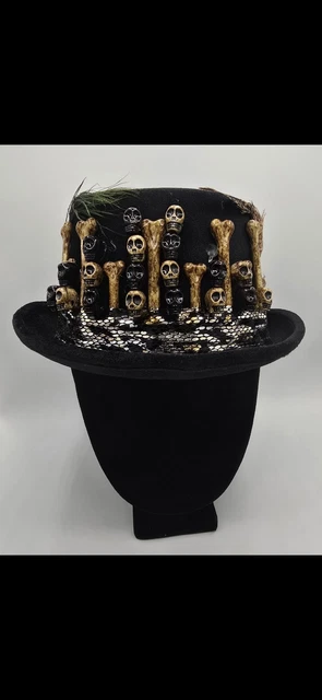 Voodoo Priests Skull and Bone Top Hat main image 1