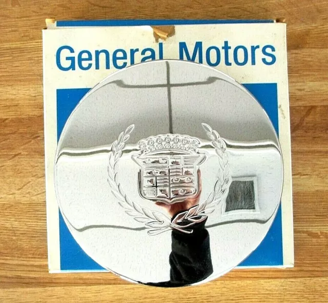 Nos 7" Wheel Center Cap For Chrome Wheels 1994-1996 Cadillac Oem Gm 3543663 Nib