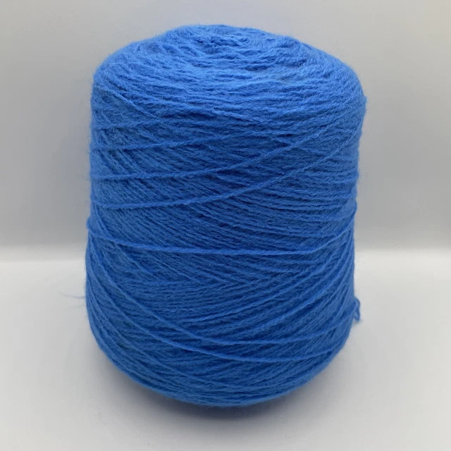 Máquina de acrílico Heirloom Carasoft e hilo tejido a mano 1 lb cono 2 capas azul mediano