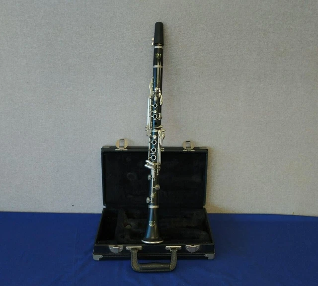Vito Model 7214 Student Clarinet With Hard Shell Case USA Ready To Play (C)