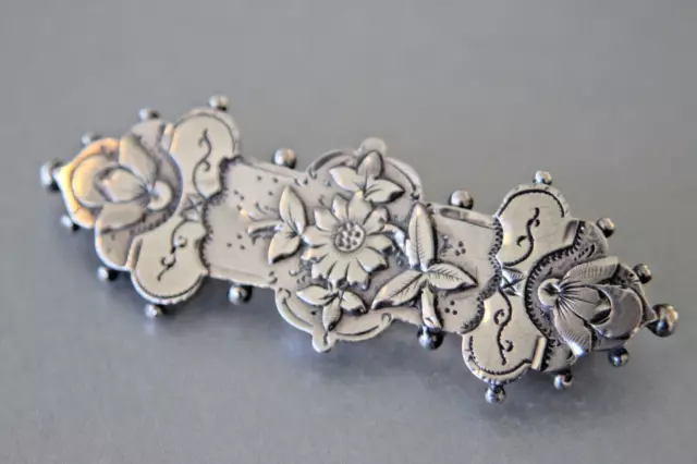 Antique sterling silver victorian brooch floral engraved Birmingham 1887