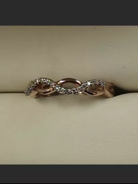 Levian 1/8 ct Diamond Ring 10k Rose Gold  Size 8 Band Infinity Diamond Twist