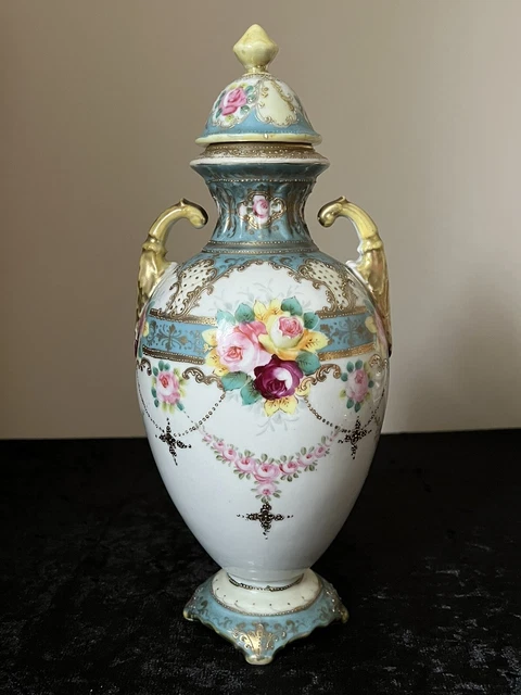 Eine seltene sehr frühe antike Noritake-Pastellvase mit zwei Griffen und Deckel mit Blumenmuster c1902
