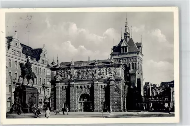 51795541 - Danzig Hohes Tor Stockturm Denkmal Danzig / Gdansk (Stadt)