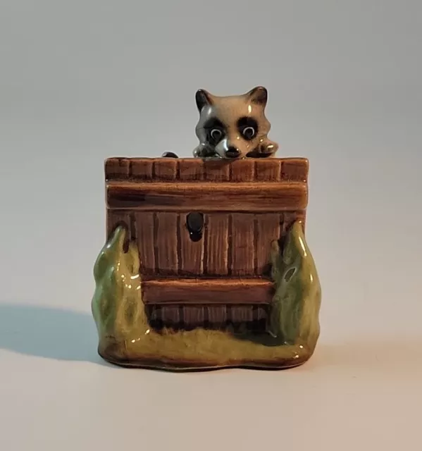 Hagen Renaker Miniature Racoon On Fence Figurine