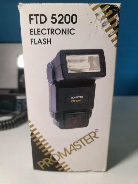 Promaster FTD 5200 Shoe Mount Flash for  Canon.  complete with box.  3A