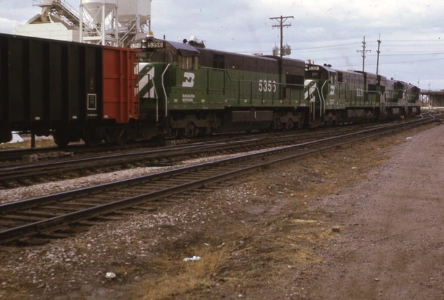 BN BURLINGTON NORTHERN Railroad Train Locomotive 5356 Original 1974 Photo Slide