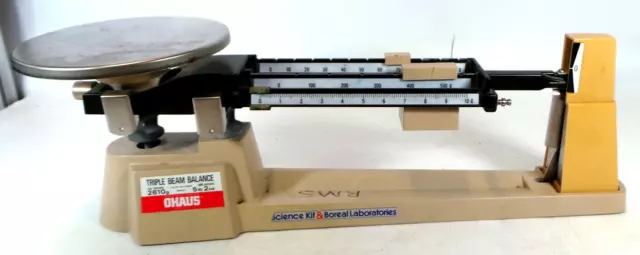 OHAUS 700 / 800 SERIES Used Triple Beam Balance Scale 2610g 5lb 2oz & Weights