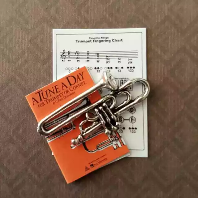 TRUMPET & sheet music miniature musical instrument dolls house 1:12th scale DH31